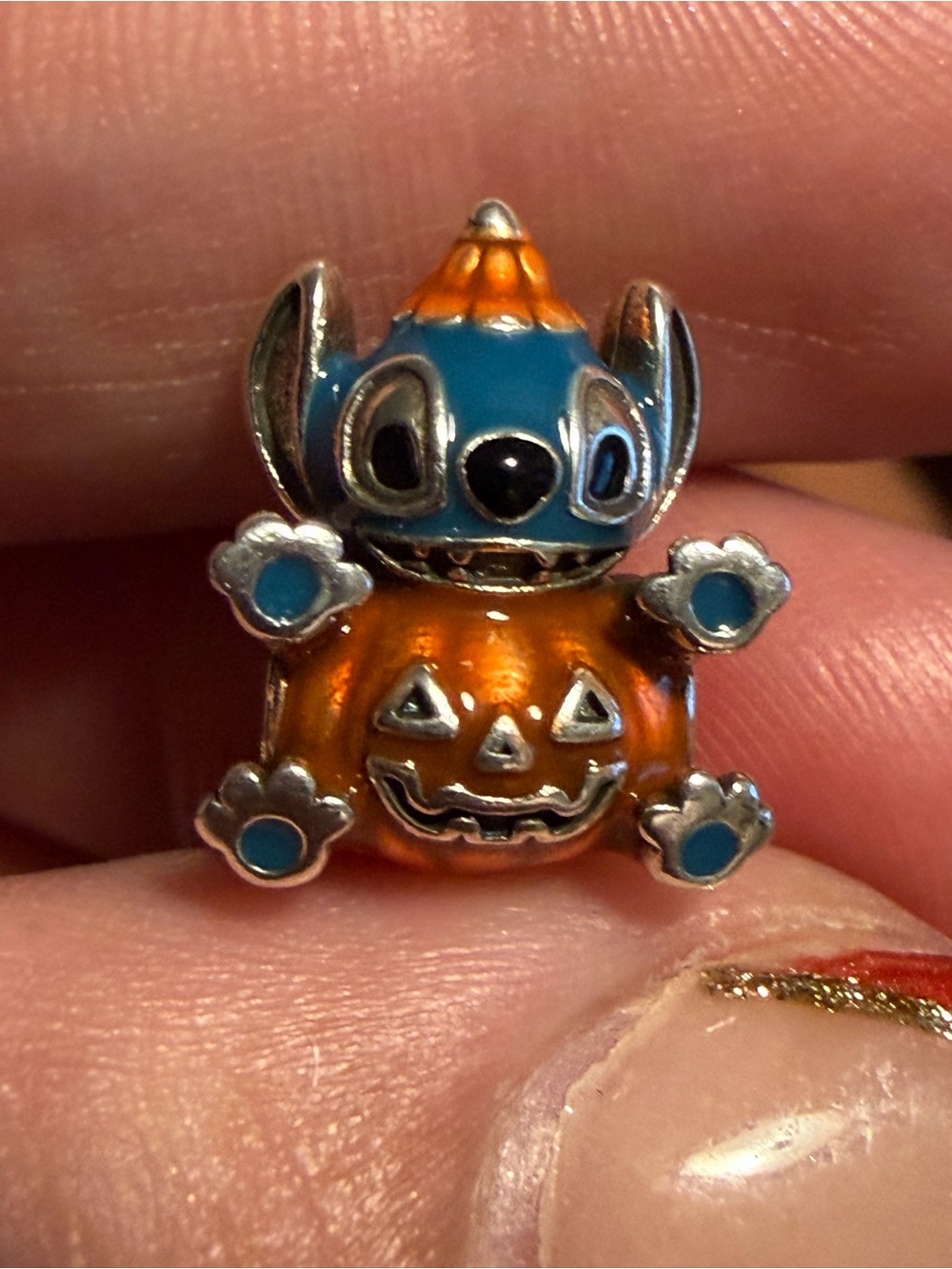 Disney Pandora Halloween Stich Pumpkin Charm